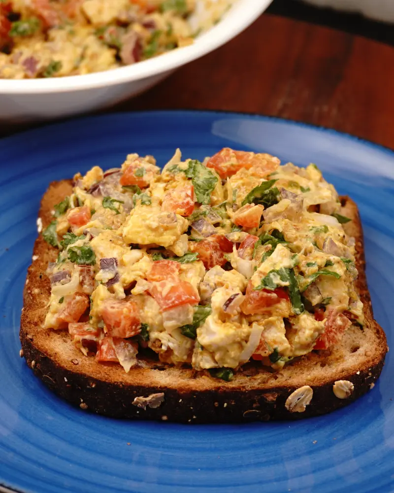 Curd Chicken Open Sandwich