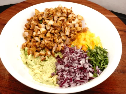 Avocado Chicken Tikka Sandwich - Prepare Stuffing