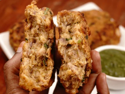 broiled chicken patty kebab - Ready to serve