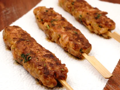 Restaurant Style Chicken Seekh Kebab - Remove Surface Oil and Rest