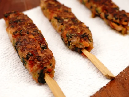  Veggie Loaded Chicken seekh kebab - Remove Surface Oil and Rest