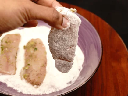 Crispy Pan Fried Panko Chicken - The Flour Coating