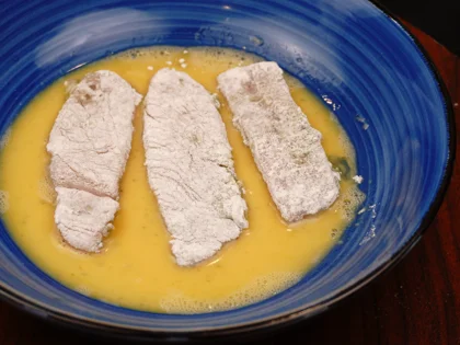 Crispy Pan Fried Panko Chicken - The Egg Coating