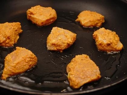 Curd Chicken Open Sandwich - First Side: Achieve a Light Golden Brown