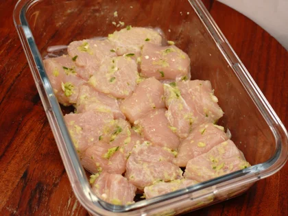 Curd Chicken Open Sandwich - Apply the marinade