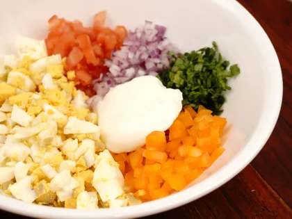 Curd Egg Veggie Salad Open Sandwich - Prepare Stuffing