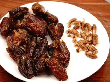 Baking Date / Date Spread - Pitting, Selecting Dates and Rinsing