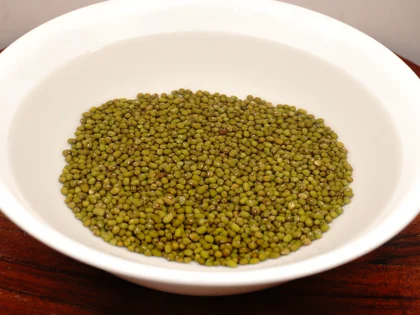 Green gram sprouts - Soak (Previous day night)