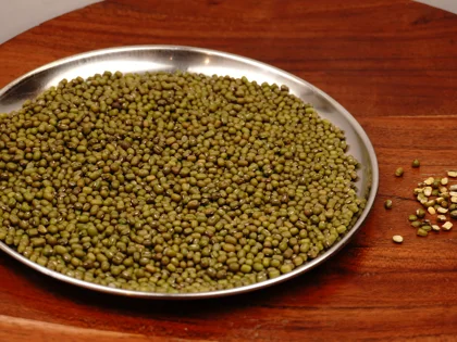 Green gram sprouts - Clean and rinse green gram (Previous day night)