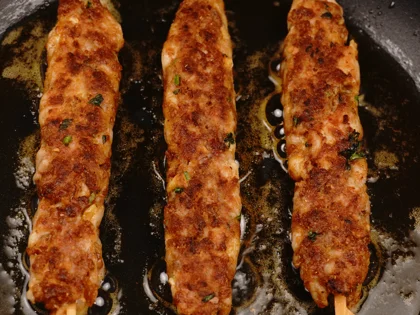 Less prep time -15 mins chicken seekh kebab                - Flip and Finish Cooking