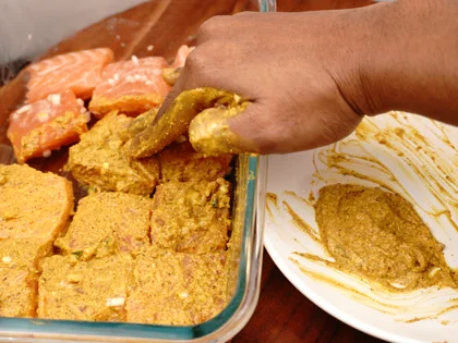 Low Carb, Less Oil Lasooni Fish Tikka - Applying the second marinade