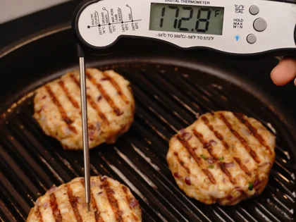 Low Calorie Pan Grilled Chicken Patty Kebab - In low heat, continue to cook them for about 4 to 5 minutes, to cook inside
