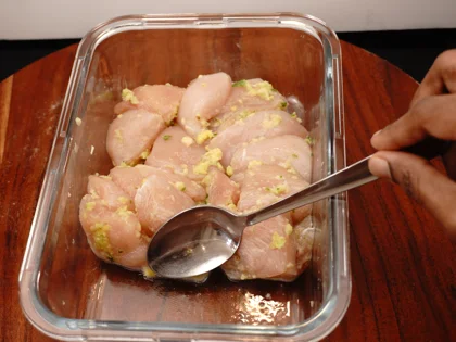 Mayo Chicken Open Sandwich - Prepare and apply the second marinade