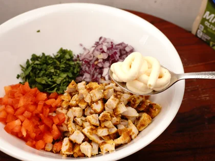 Mayo Chicken Open Sandwich - Prepare Stuffing