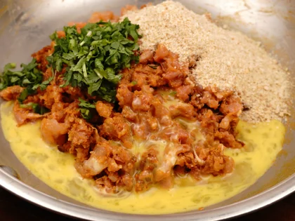 Combine the following ingredients, don’t overmix, kept in the refrigerator