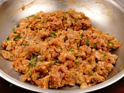 Combine the following ingredients, don’t over-mix, kept in the refrigerator