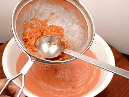 Low Calorie Raw Tomato Smoothie - Strain for a Perfect Texture