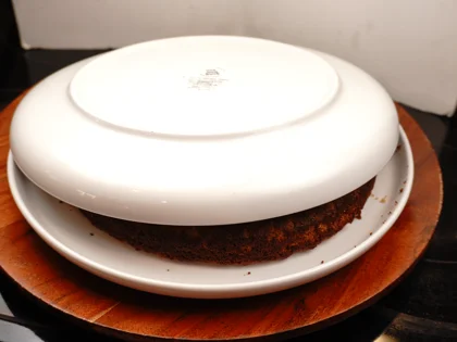 3 Ingredient Dates Cake - Final flip 