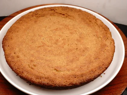 3 Ingredient Dates Cake - Final flip 