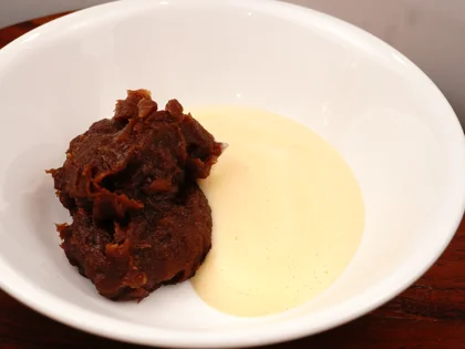3 Ingredient Dates Cake - Lighten the Date spread