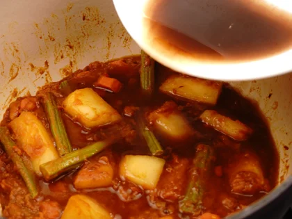 Restaurant Style Vegetable Sambar - Add tamarind extract